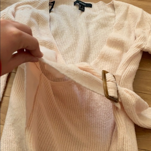 Front tie Forever 21 sweater - Picture 4 of 6